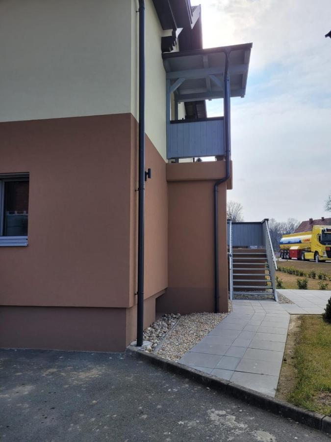 Ferienwohnung Stoisser Mureck Esterno foto